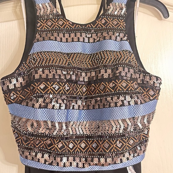 NWT Size 4 Tony Bowls formal - Picture 4 of 8